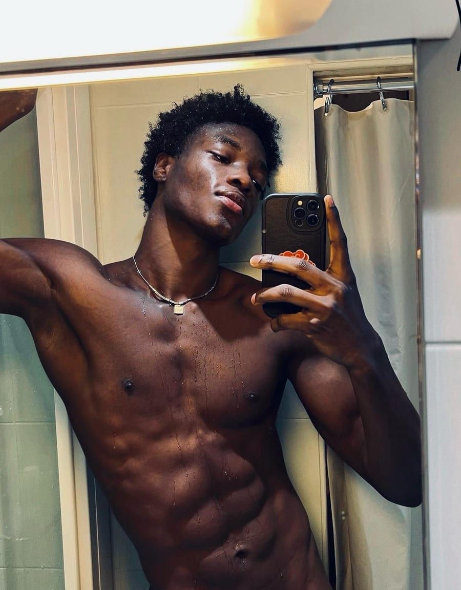 Profil de Adel